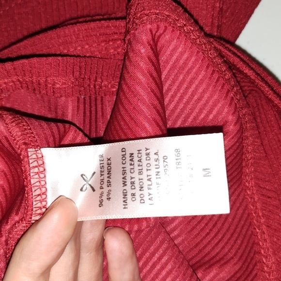 Anthropologies everly red sleeveless shirt  size medium - Picture 7 of 7